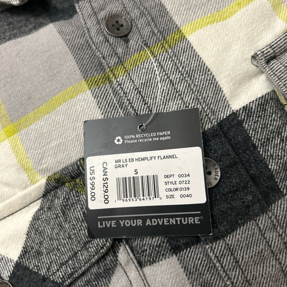 NWT Men’s Eddie Bauer Flannel Shirt – Small - Picture 4 of 4